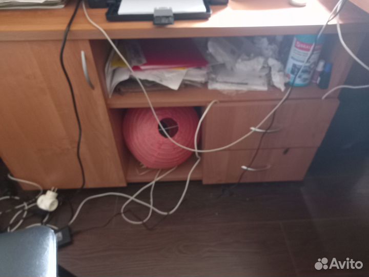 Комплект мебели для кабинета, офиса