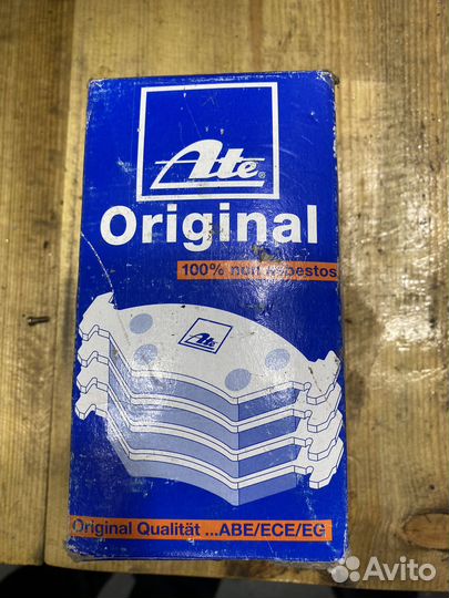 Тормозные колодки задние toyota Auris