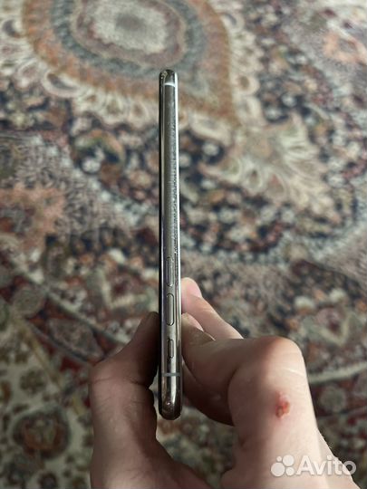 iPhone X, 64 ГБ