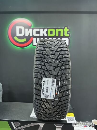 Hankook Winter I'Pike RS2 W429 235/45 R18 98T