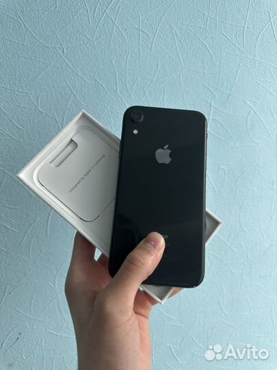 iPhone Xr, 64 ГБ