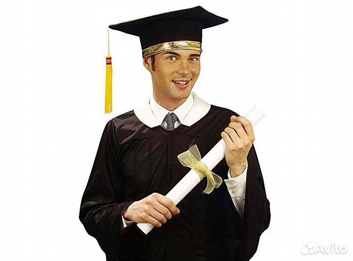 Шляпа ''Магистра'' с кисточкой черная