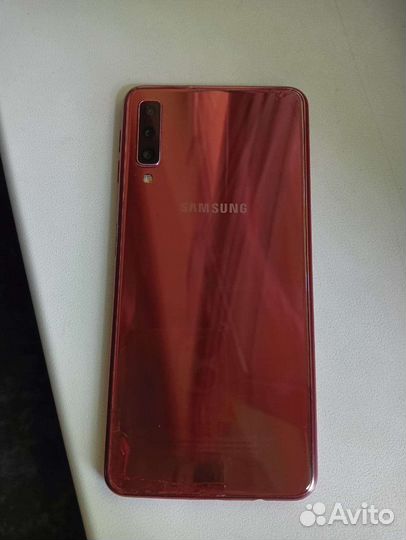 Телефон Samsung a7 2018