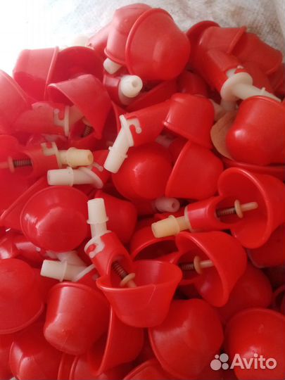 Поилки ниппельные