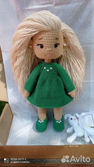 Вязаная кукла ручной работы