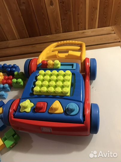 Каталка + конструктор Mega bloks