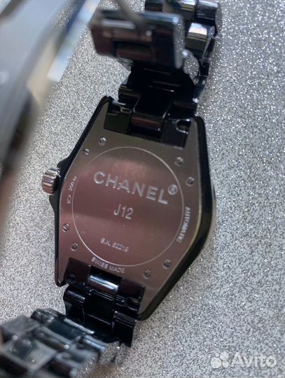 Часы chanel j12