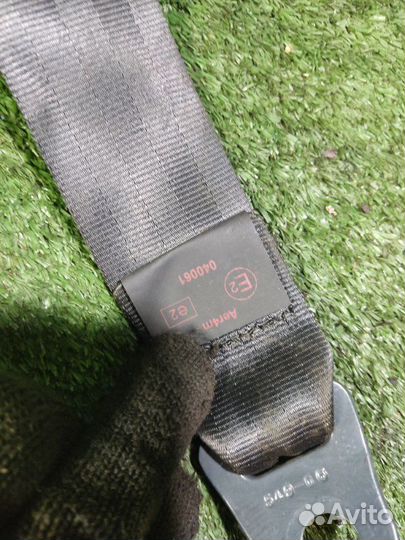 Ремень безопасности задний левый Citroen C4