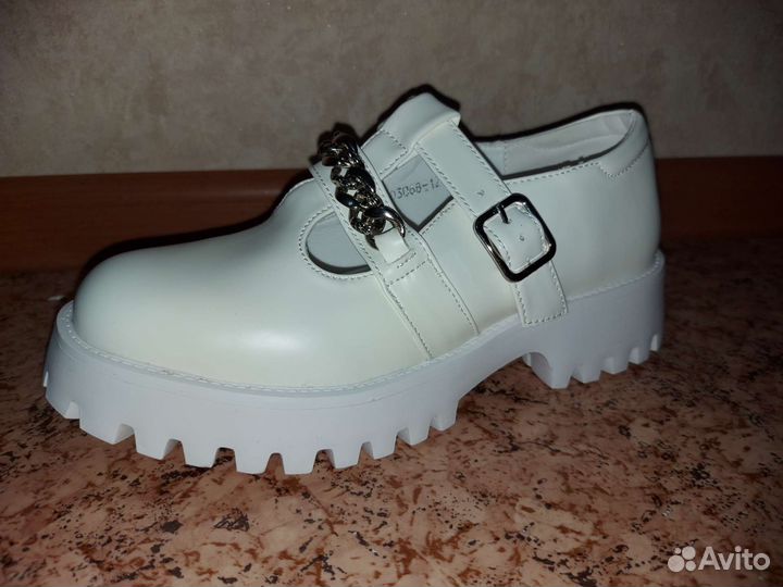 Ботинки женские