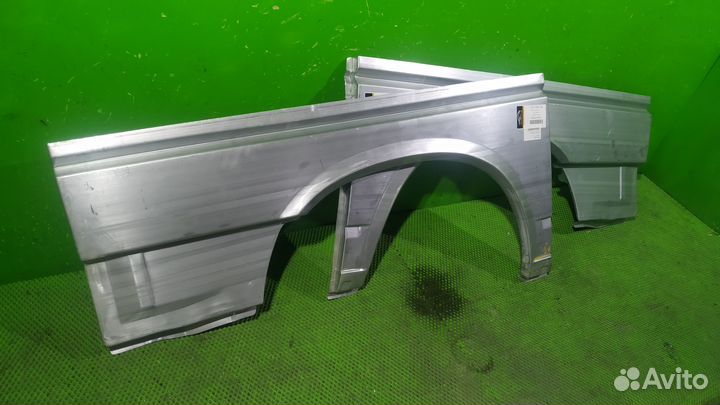 Крыло заднее правое Volkswagen Transporter T4