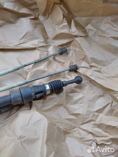 Трос стояночного тормоза для VW Caddy