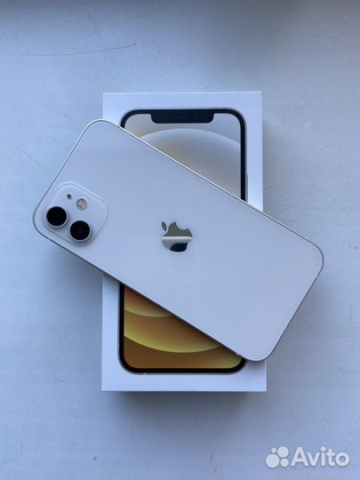 iPhone 12, 64 ГБ