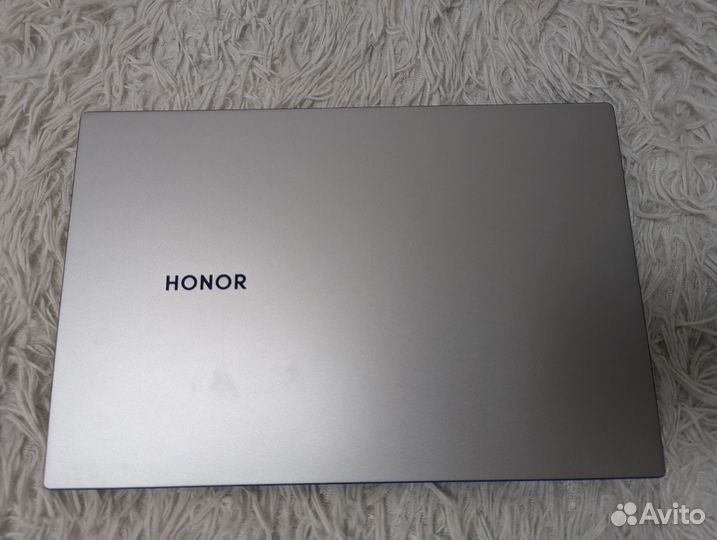 Honor magicbook 14 i5 8/256