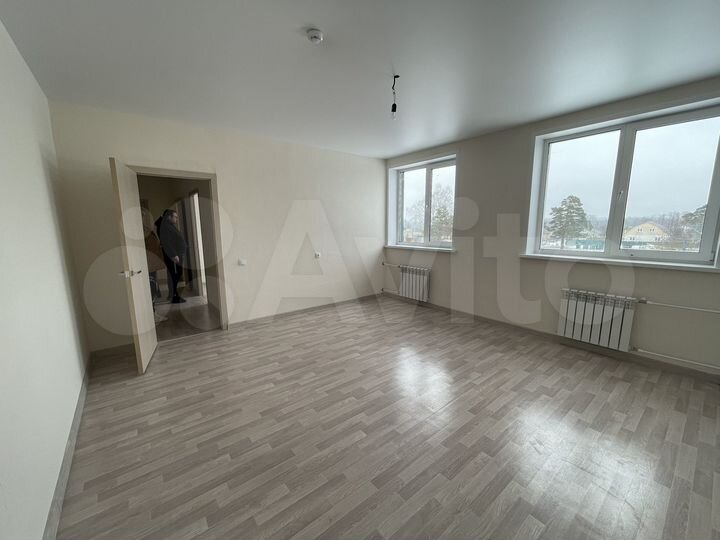 2-к. квартира, 50 м², 3/3 эт.