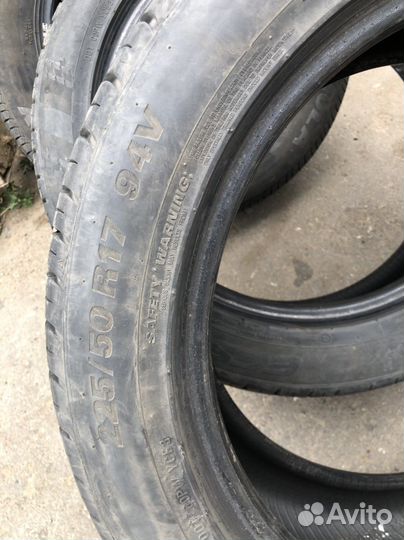 Kumho Ecsta HS81 225/50 R17