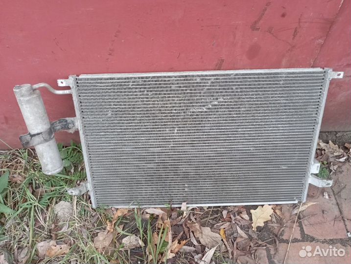 Радиатор кондиционера на Chevrolet Lacetti