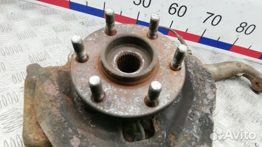 Ступица передняя правая nissan navara D40 (DEA13N9