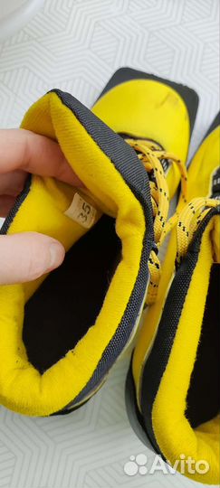 Лыжные ботинки