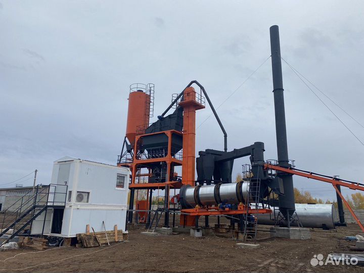 Битумная ёмкость с жаровой трубой и горелкой