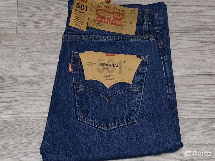 Синие оригинальные джинсы Levis 501 сток