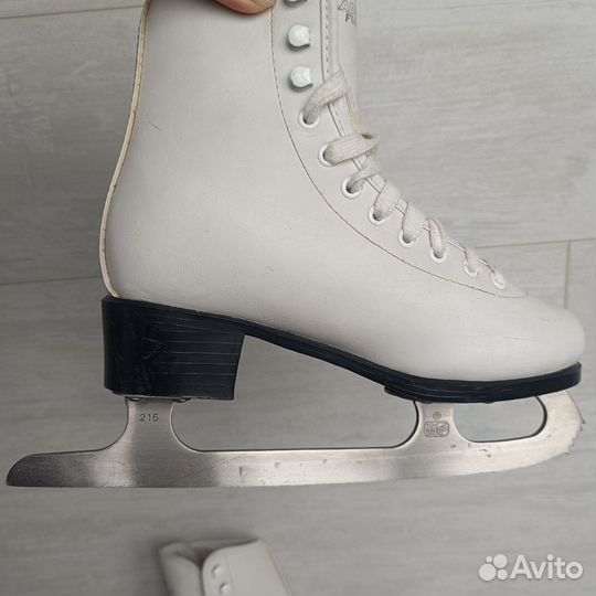 Коньки фигурные детские 32 р