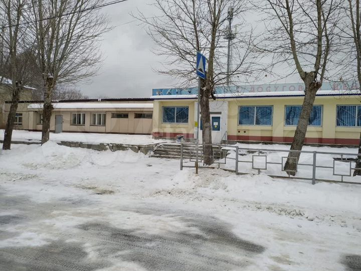 Продам помещение свободного назначения, 422.3 м²