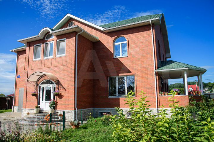 Дом 314 м² на участке 15 сот.