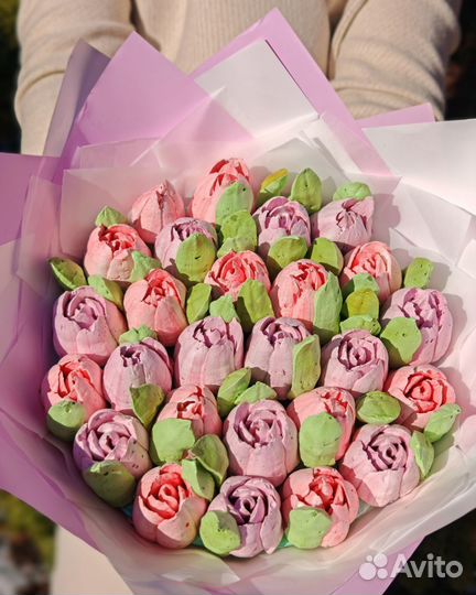 Букет цветов на 8 марта из зефира