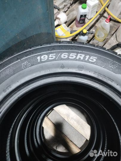 Accelera 651 19.5/65 R15 91T