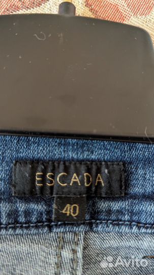 Джинсы Escada прямые skinny, в хорошем состоянии