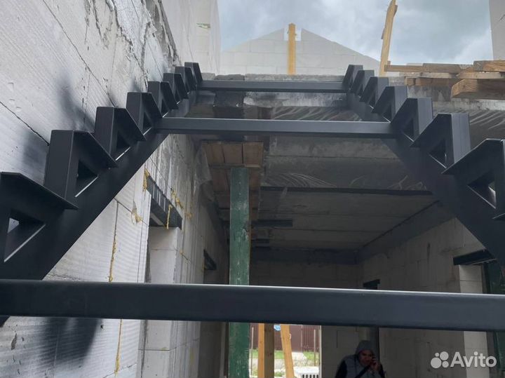 Лестница металлическая под ключ