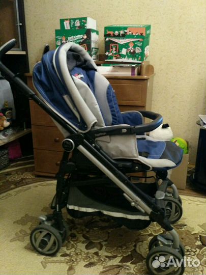 Коляска Peg-Perego Pliko Switch compact