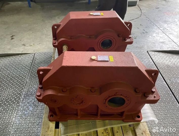 Трехступенчатый редуктор