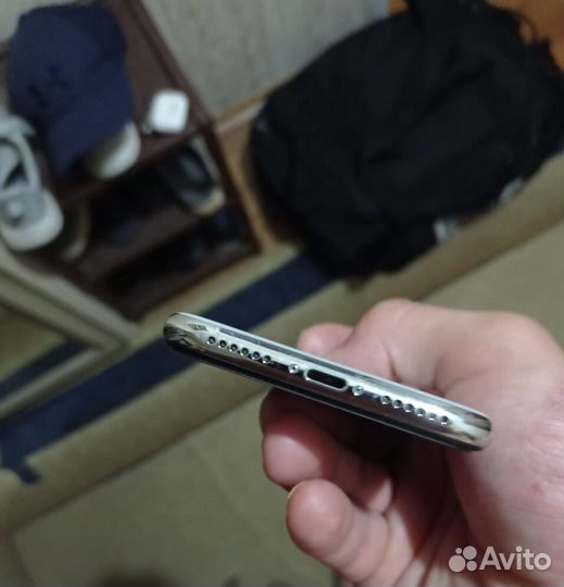 iPhone X, 64 ГБ