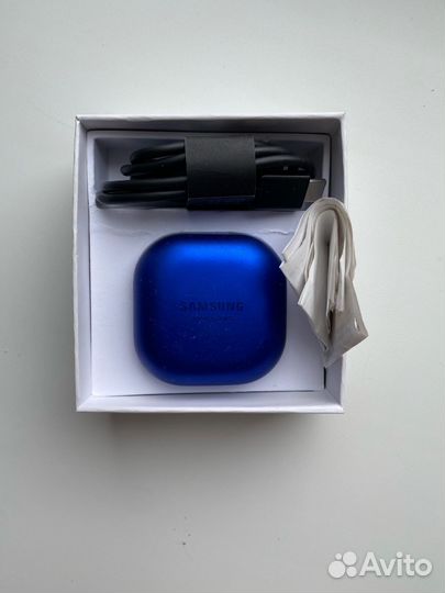 Беспроводные наушники samsung galaxy buds live