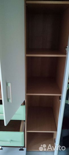 Шкаф в детскую комнату бу