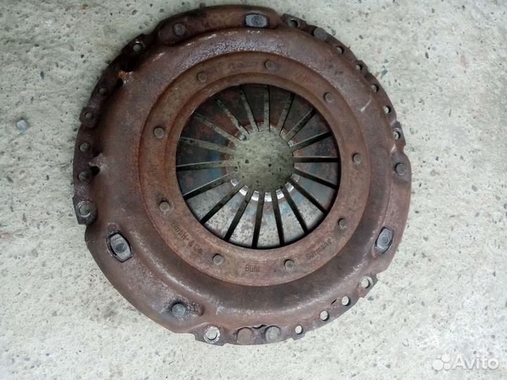 Продаю сцепление