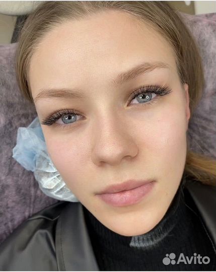 Наращивание ресниц,оформление бровей