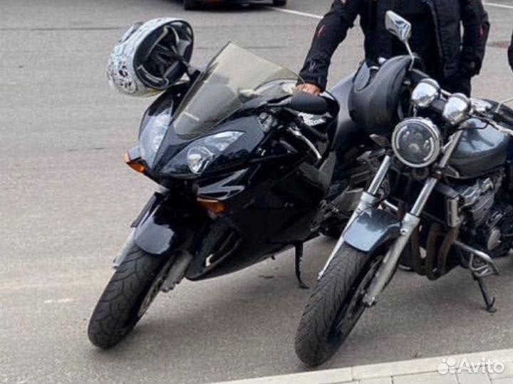 Honda VFR 800