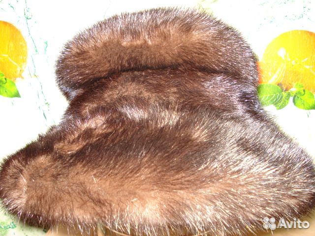 Норковая шапка с большими полями