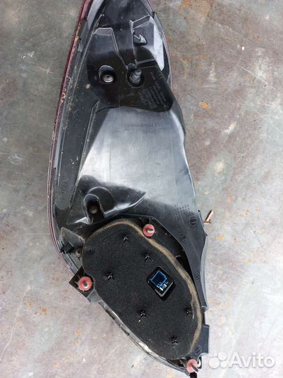 Фонарь задний