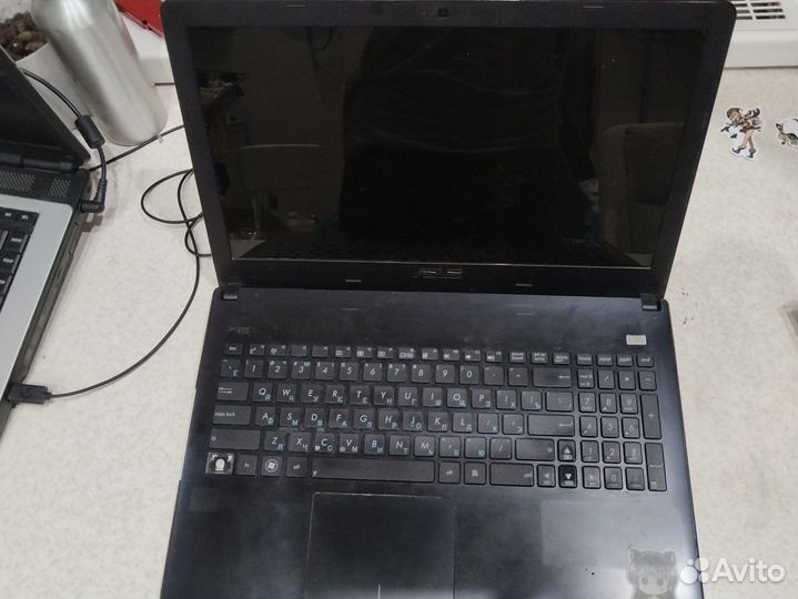 Ноутбук asus