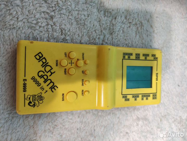 Игрушечная машинка лада 2106