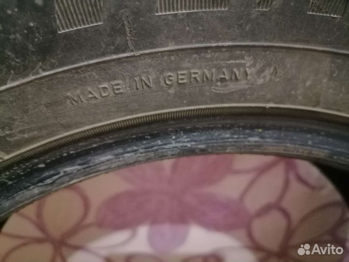 Goodyear Ultragrip Ice Arctic 215/65 R16