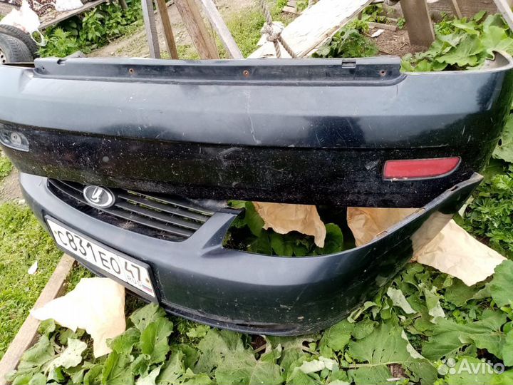 Бампер от приоры седан