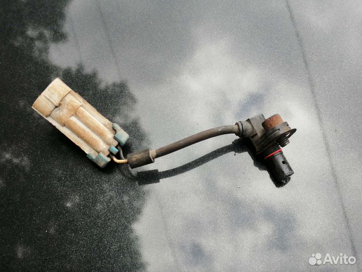 Датчик абс шеврале каптива передний