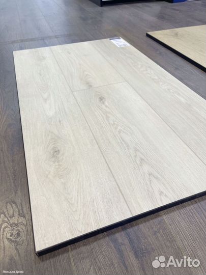 Кварцвиниловая плитка для пола замковая