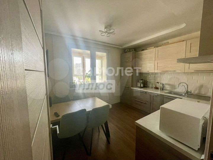 2-к. квартира, 64 м², 11/25 эт.