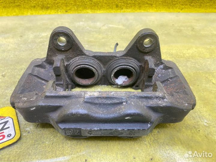 Суппорт передний левый Lexus/Toyota Gx470/Land 139734