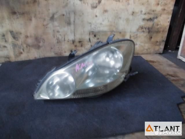Фара левая toyota ipsum
